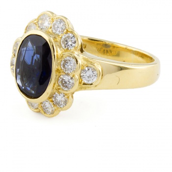 18ct gold Sapphire/Diamond Cluster Ring size H 1/2